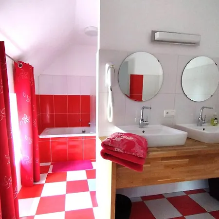 Ardennen 5 5 Bad 14 Pers Zugang Chaisards By Interhome *